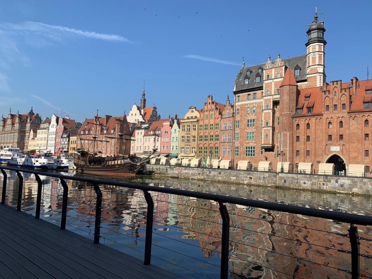 Baltic Riviera Apartments - Luxurious Apartment With Patio And River View Danzig Exterior foto