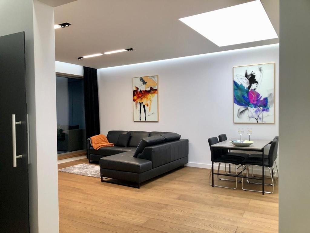 Baltic Riviera Apartments - Luxurious Apartment With Patio And River View Danzig Exterior foto